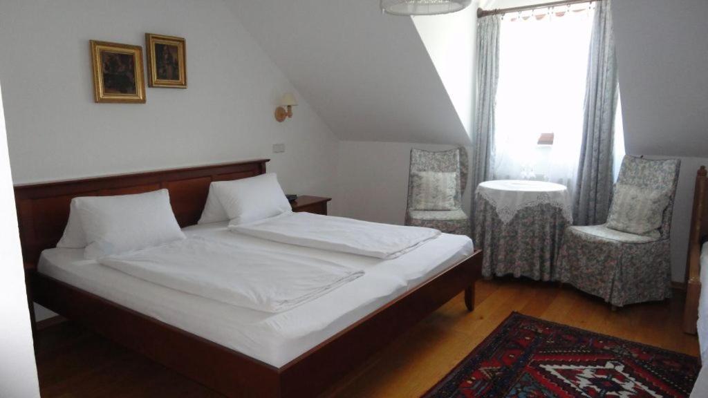 Gasthof Jaegerwirt Au an der Donau Екстер'єр фото